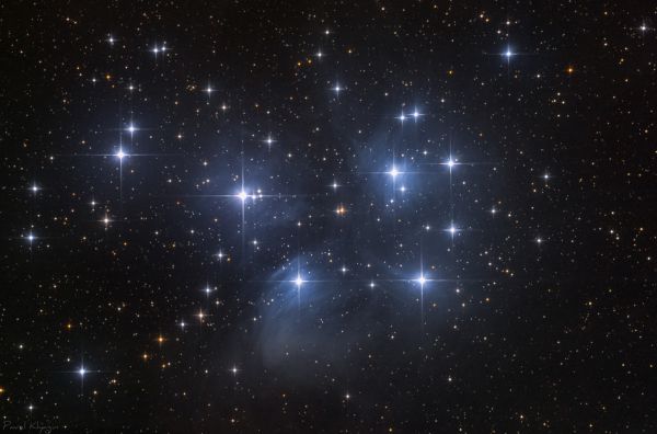 Рассеяное звездное скопление М45 "Плеяды" - астрофотография