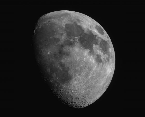 Луна, 77% - астрофотография