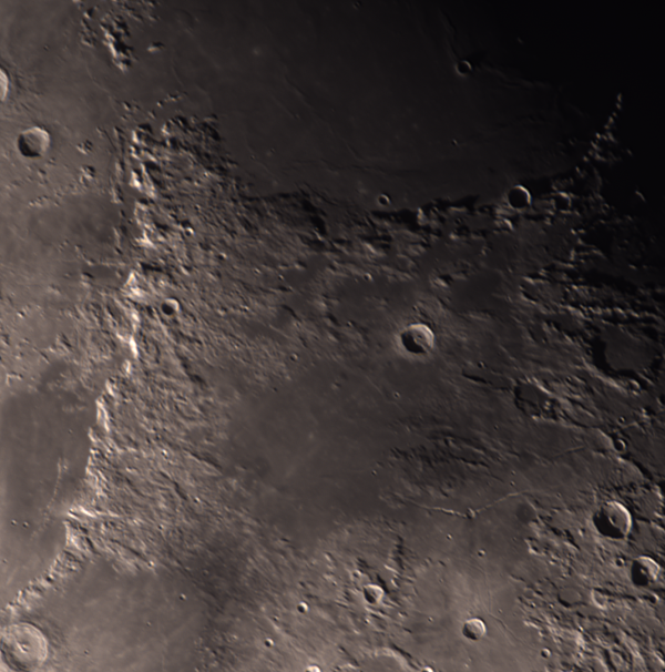 Лунная поверхность. 09.07.2023 - астрофотография