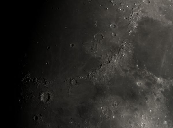 Moon (26 june 2015, 20:54) - астрофотография