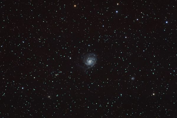 Галактики М 101, NGC 5474 и др. - астрофотография