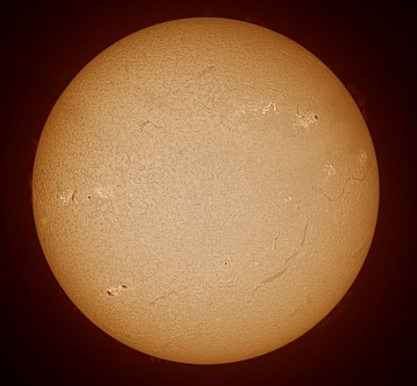 The Sun 15-04-23 colorized - астрофотография