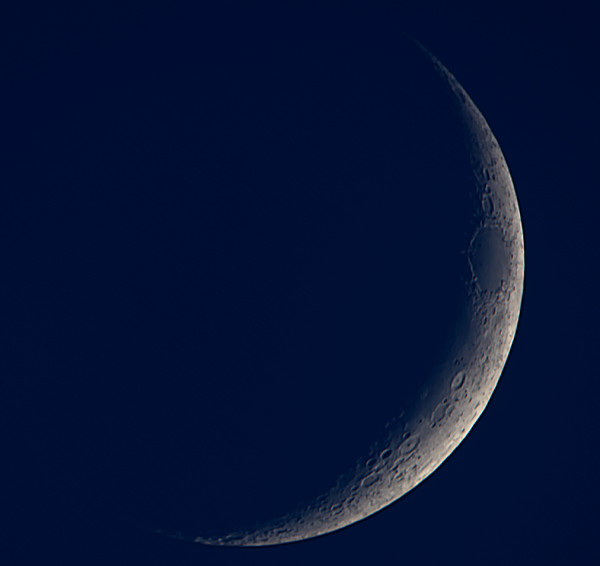 Луна вечером 21.06.23, Ф=+12% - астрофотография