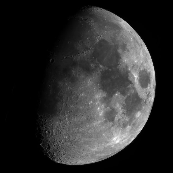 Луна 22.00 (GMT+5) 17.05.24. - астрофотография