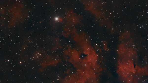 Sadr and NGC 6910 in Cygnus - Astrophotography