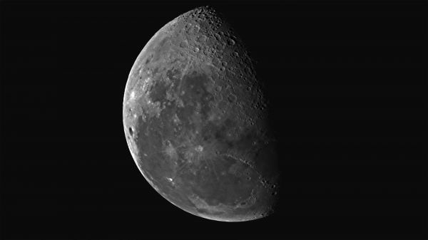 Стареющая Луна - астрофотография