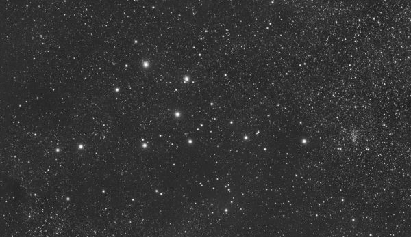 Asterism Cr 399 (Hanger) and open cluster NGC 6802 - Astrophotography