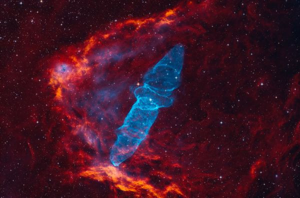 The Squid Nebula (Ou4) and the Bat Nebula (Sh2-129). - Astrophotography