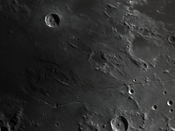 Hyginus, Rima Hyginus, Rima Ariadaeus (26 feb 2015, 19:39) - астрофотография