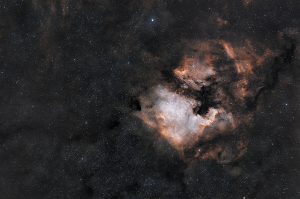  Денеб, Северная Америка NGC 7000 и Пеликан IC 5070 - астрофотография