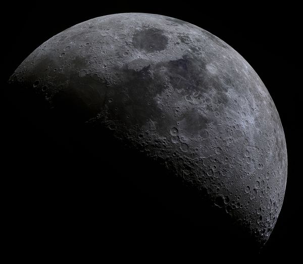 Мартовская Луна 2024 - астрофотография