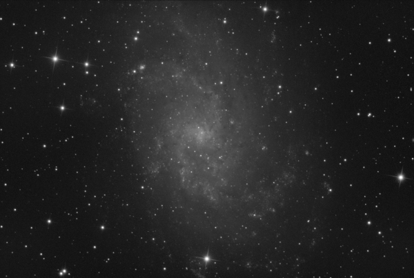 Галактика М33 в созвездии Треугольник - астрофотография