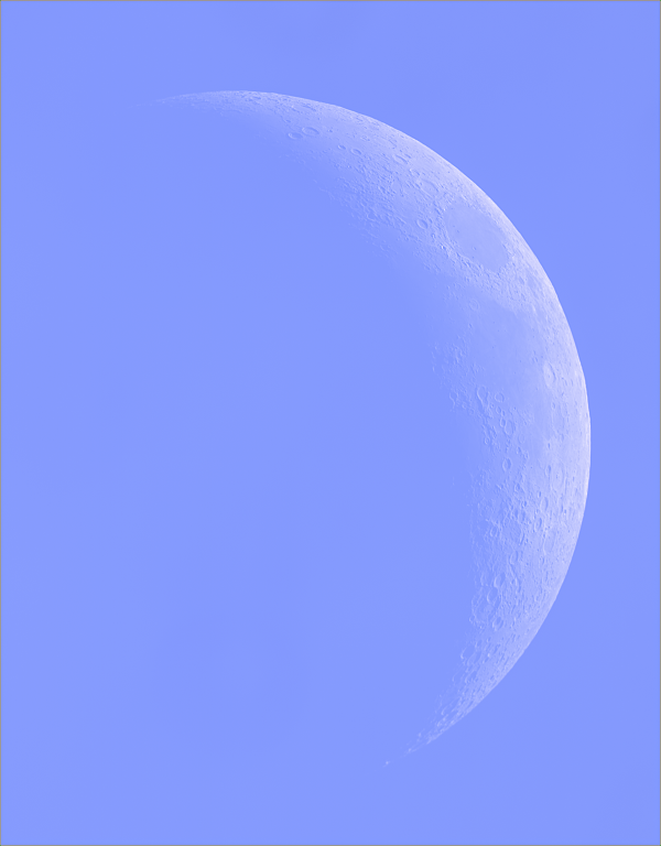 Дневная Луна от 24.07.2023 - астрофотография
