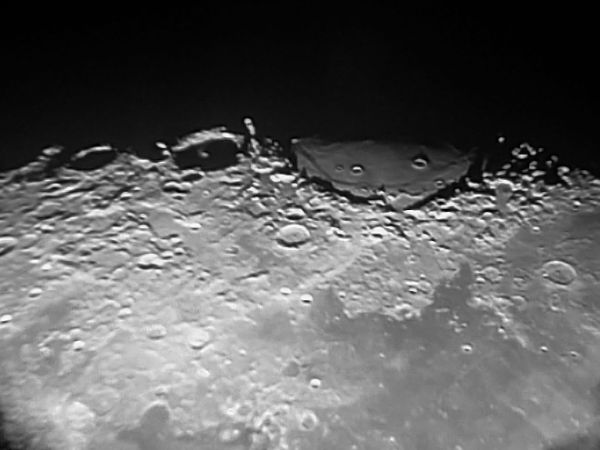 Первые лунные кратеры (2) - астрофотография