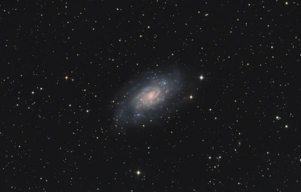 C7 или NGC 2403 - астрофотография
