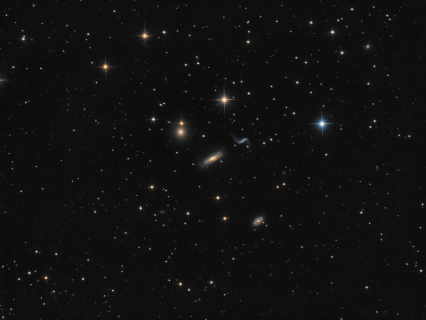Hikson 44 galaxies cluster in Leo LRGB - астрофотография