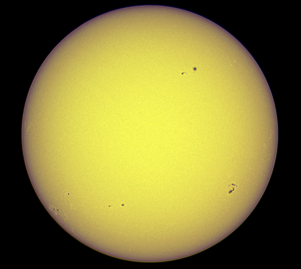 Солнце 25.08.22 через УФ стекло - астрофотография