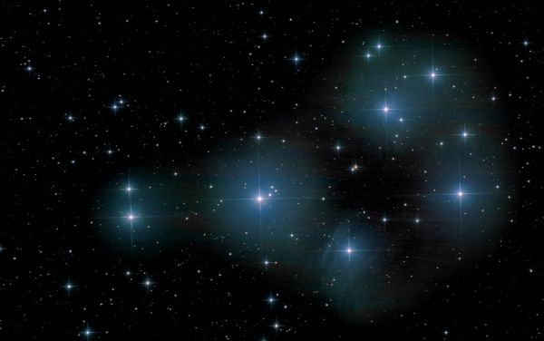 Open star cluster M45 Pleiades - Astrophotography