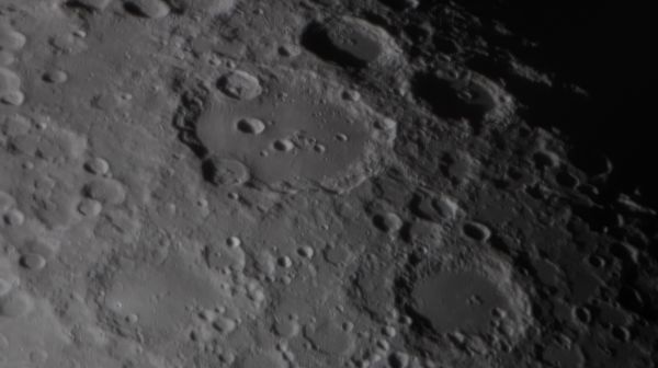 Луна-кратер Клавий и его окрестности - астрофотография