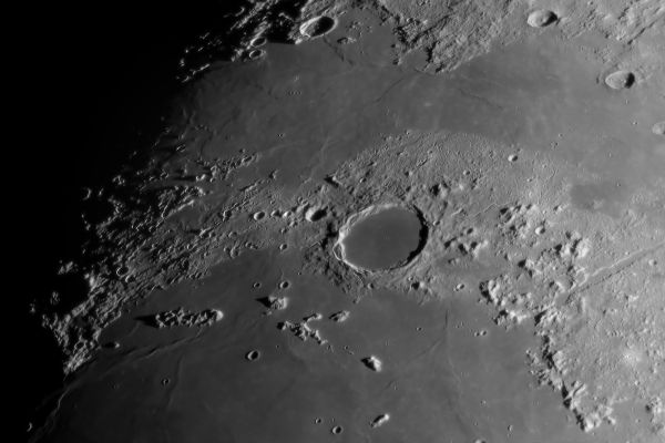 2016.02.17 Moon Plato - астрофотография