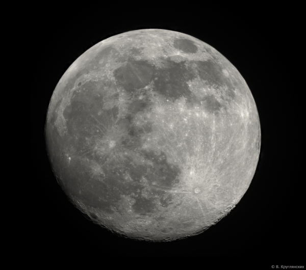 Луна 4 апреля 2023 - астрофотография