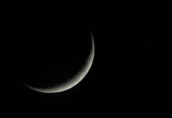 Луна и Венера 24.03.2023 - астрофотография