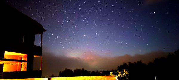 Andromeda Hotel and the Andromeda Galaxy (processed photo) - Astrophotography