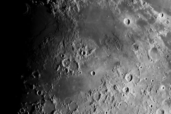 2018.02.23 Moon (Rima Hyginus, Rima Ariadaeus, Mare Vaporum) - астрофотография