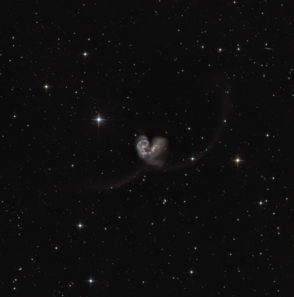 Галактики Антенны (NGC 4038/NGC 4039) - астрофотография