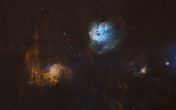 IC405 Flaming Star Nebula with  Spider and Fly - Astrophotography