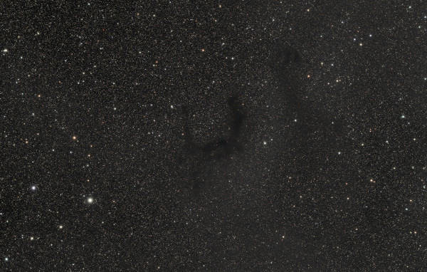 LDN 700, LDN 694, LDN 687, LDN 688 in Aquila - Astrophotography