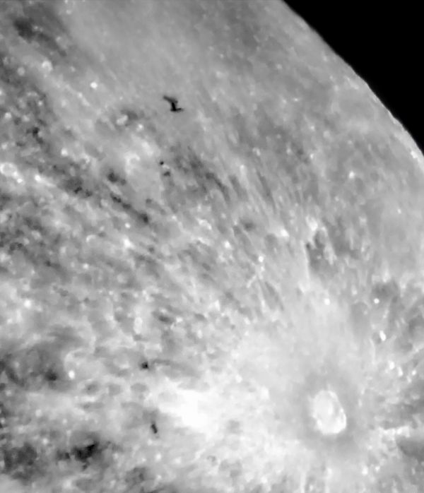 Фото пролета МКС на фоне Луны и кратер Тихо - астрофотография